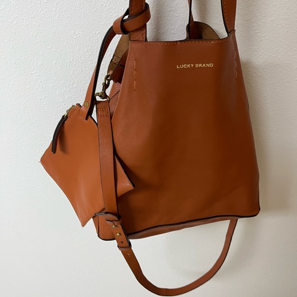 Lucky Brand Brown Leather shoulder bag - Picture 4 of 6